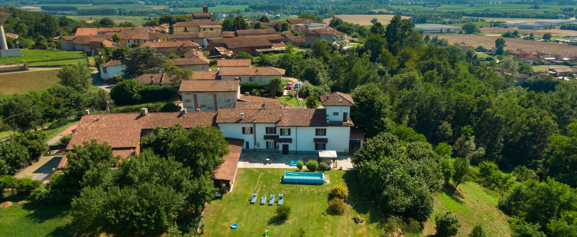 Valutazione immobiliare nel Monferrato: come si stima il valore di una casa