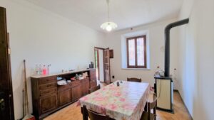 Splendida casa d'epoca in ottime condizioni, con terreno