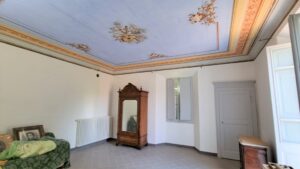 Splendida casa d'epoca in ottime condizioni, con terreno