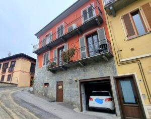Casa nel centro storico con bella vista aperta sulle colline