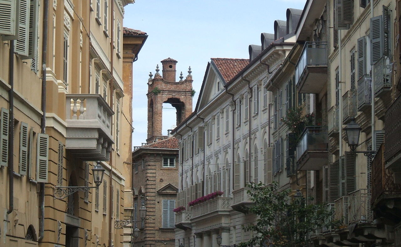 Case a Casale Monferrato e Valenza: il Monferrato settentrionale sul Po
